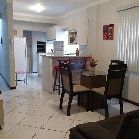Aconchegante Apartamento Pe Na Areia Na Praia De Ingleses Gaivotas 70M Do Mar Florianópolis 外观 照片